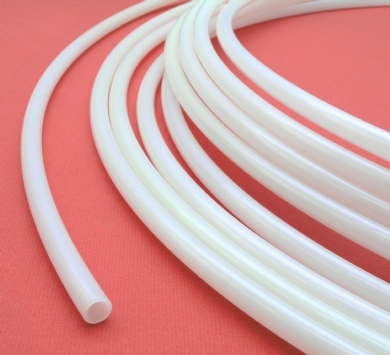 Click to enlarge - Heat and light stabilised semi-rigid lightweight nylon tubing. Can withstand temperatures of up to 100°C without affecting performance.
Can be used with a variety of coupling types.